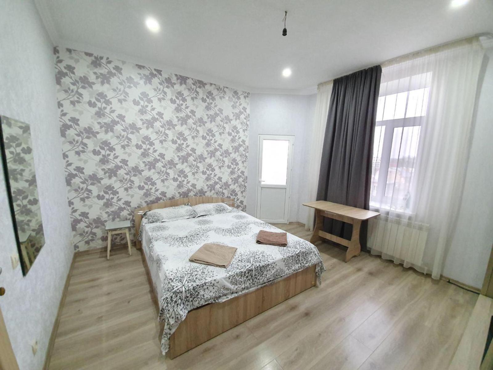Tourist Home At Stefan Cel Mare With 2 Rooms Chişinău Extérieur photo