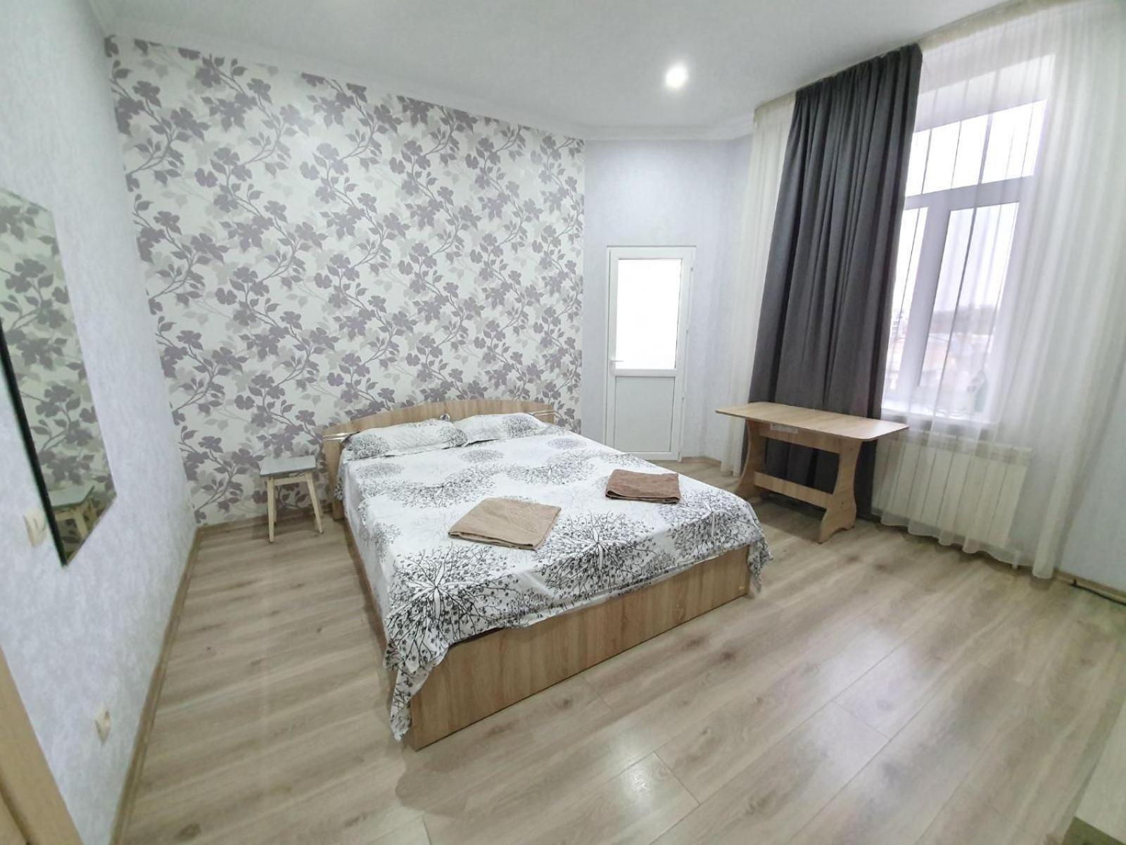 Tourist Home At Stefan Cel Mare With 2 Rooms Chişinău Extérieur photo